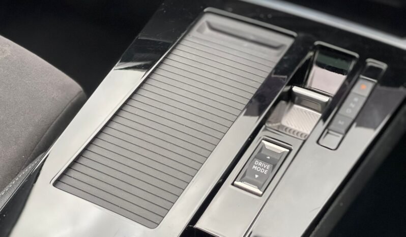 
								Vauxhall Astra 2023 full									